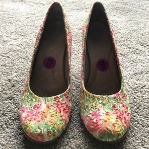 Floral Aerosoles Wedge Heel